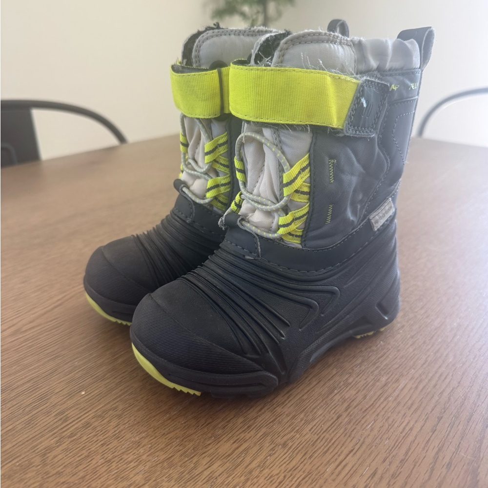 Merrell Kids' Black and Neon Green Snow Boots
